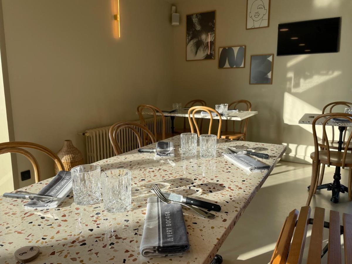 Logis Hotel & Restaurant Le Vert Bocage Франкевиль-Сен-Пьер Экстерьер фото