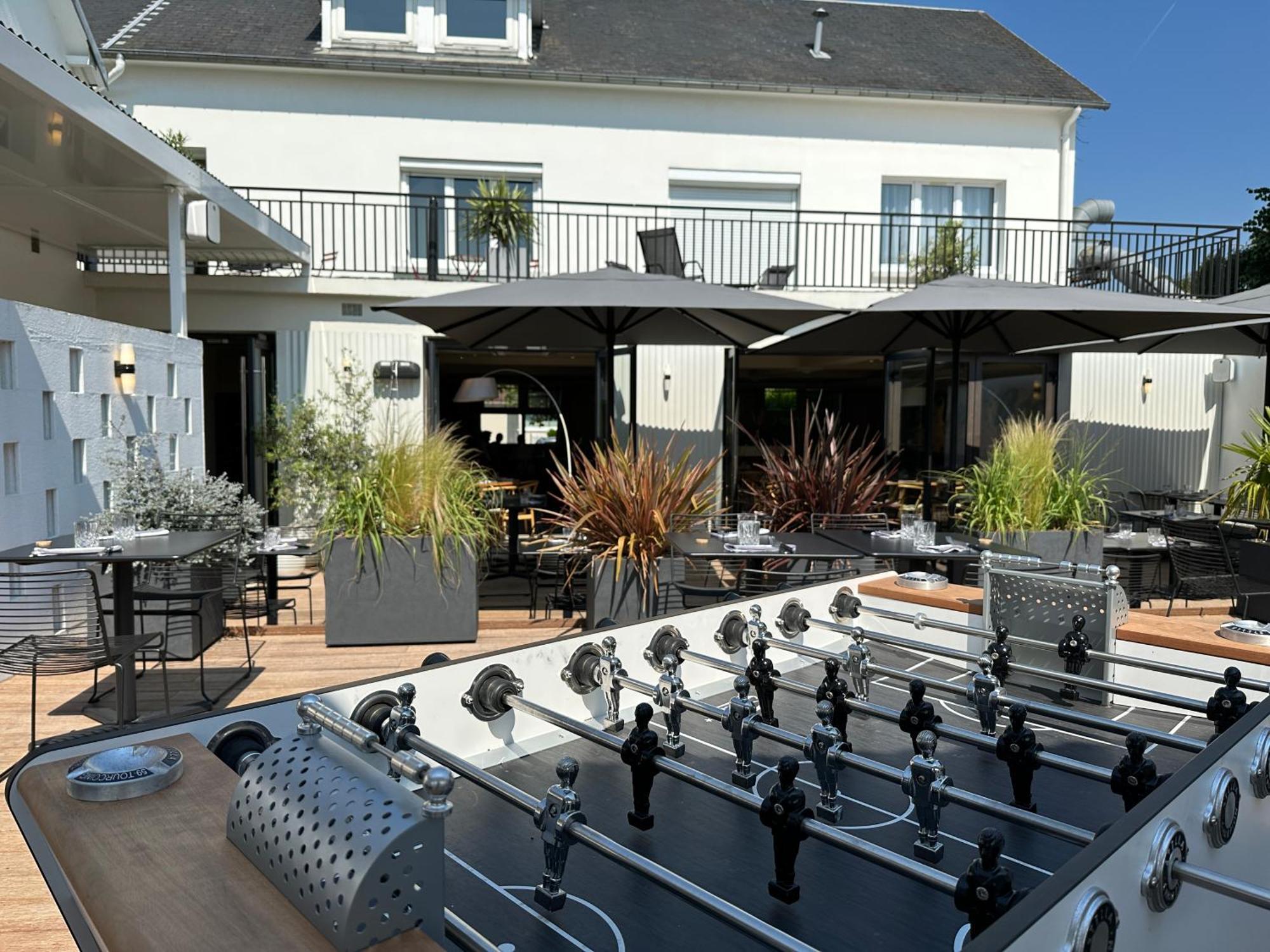 Logis Hotel & Restaurant Le Vert Bocage Франкевиль-Сен-Пьер Экстерьер фото