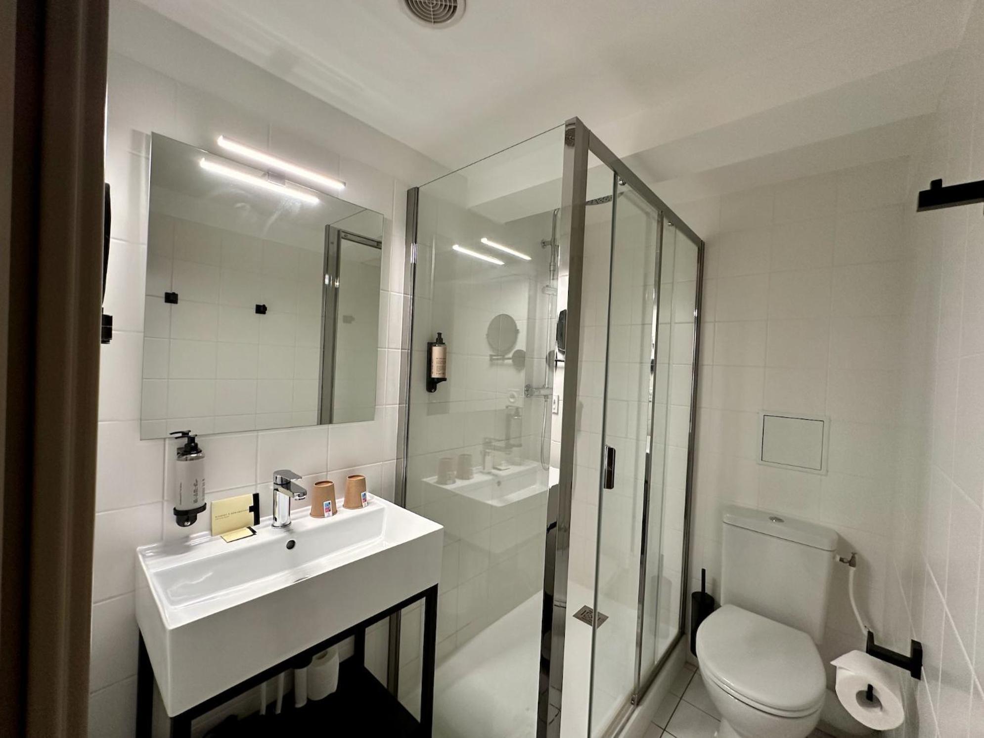 Logis Hotel & Restaurant Le Vert Bocage Франкевиль-Сен-Пьер Экстерьер фото